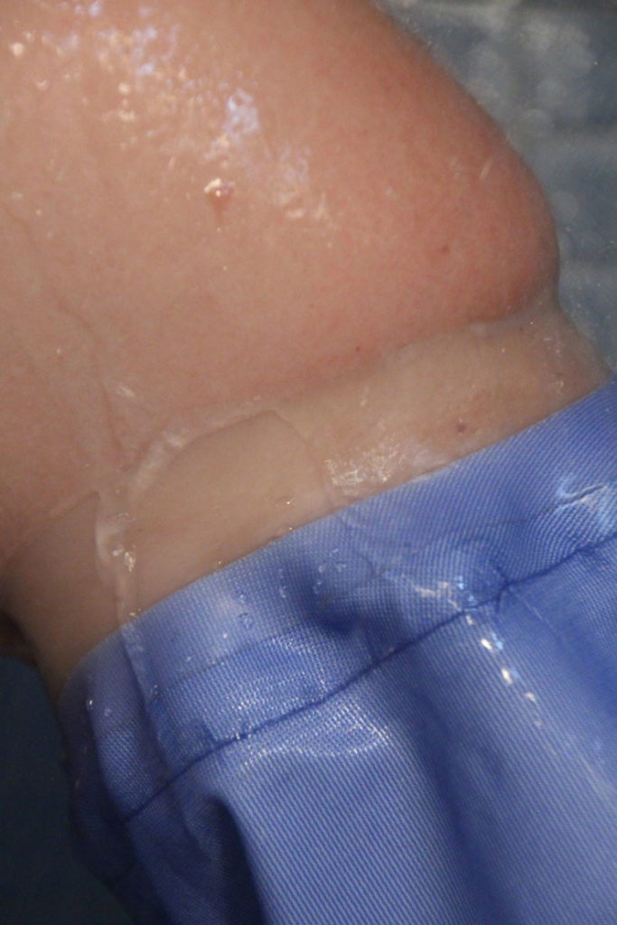 The very elasticated lip of the Logo Proof makes it easy to put on and take off and keeps water out safely