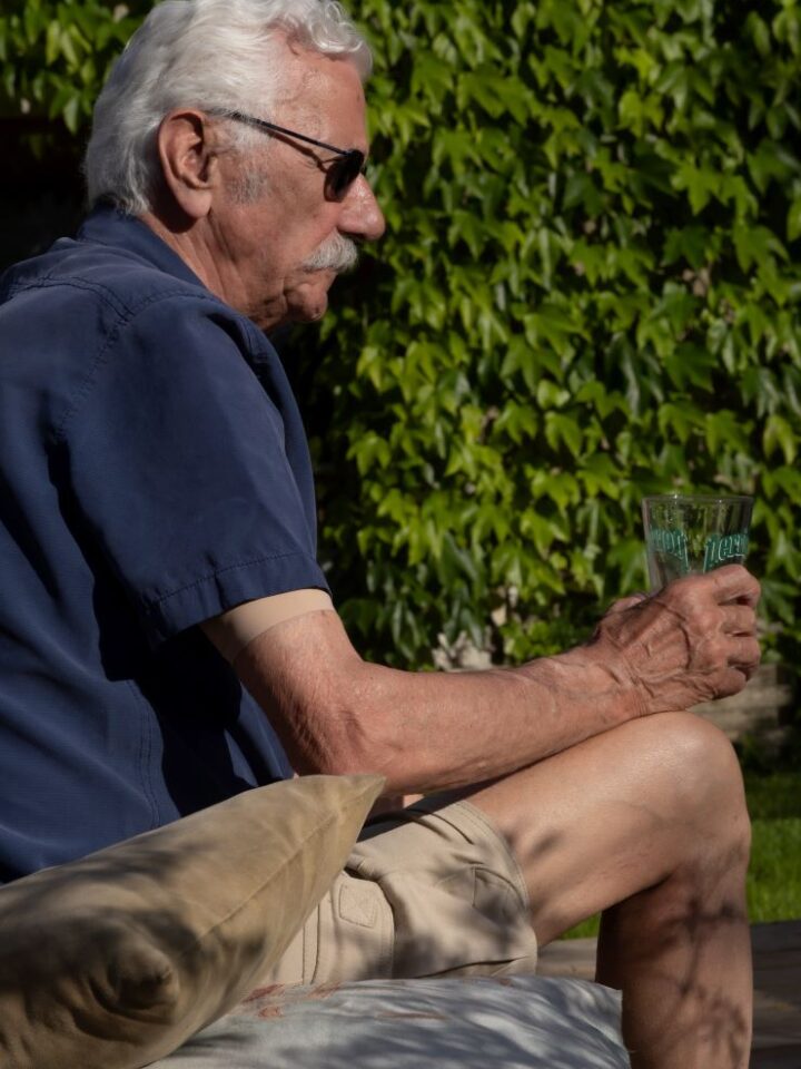 C89A3186-3Shop Diathego - protective cover for CGM sensors and insulin pumps in peanut