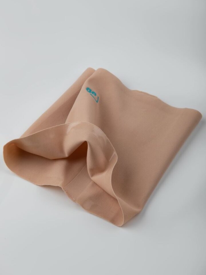 IMG_7516Shop Diathego - cover for glucose sensors and insulin pumps in Peanut with anti-slip strap