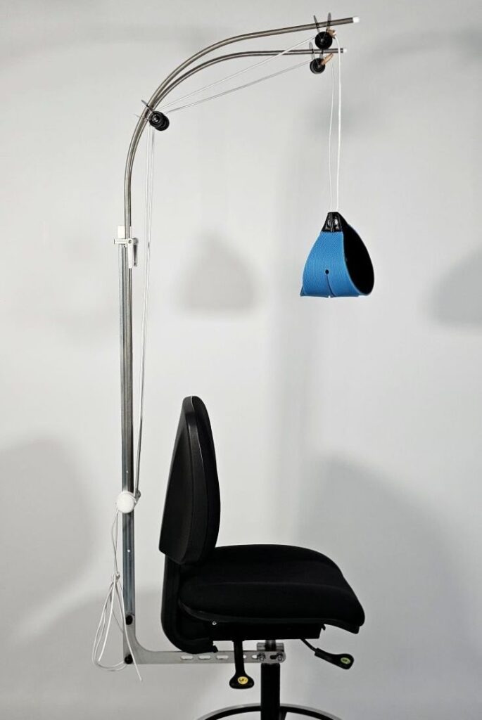 Perdelle Swan – passive, adjustable, mechanical armrests for your ergonomic workplace to reduce the risk of Repetitive Strain Injury (RSI) and muscle tension in the back and shoulders.